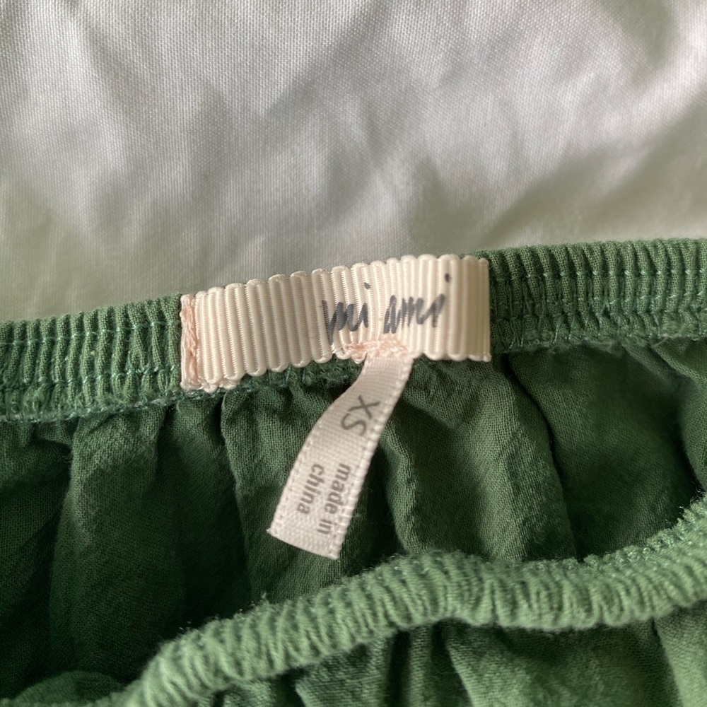 XS green off the shoulder top